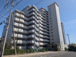 習志野市津田沼1丁目